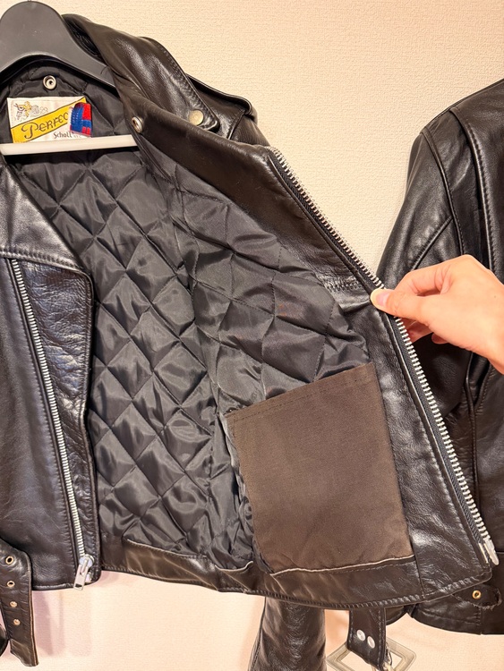 schott（古着・ファッション）の商品画像 - 査定依頼日：2025年10月30日 - 最高査定価格：18,000円