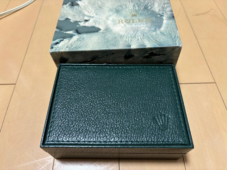 ロレックス GMTマスター 16700 あかあ（高級時計）の商品画像 - 査定依頼日：2025年3月14日 - 最高査定価格：1,650,000円