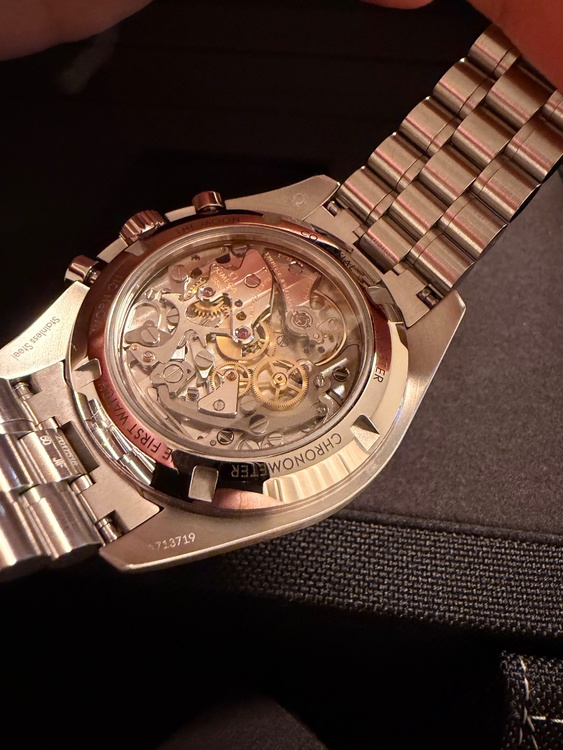 オメガ スピードマスター （高級時計）の商品画像 - 査定依頼日：2026年4月25日 - 最高査定価格：1,150,000円