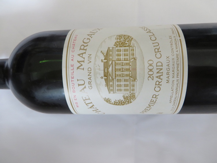 ワイン シャトーマルゴー （お酒）の商品画像 - 査定依頼日：2025年8月24日 - 最高査定価格：100,000円