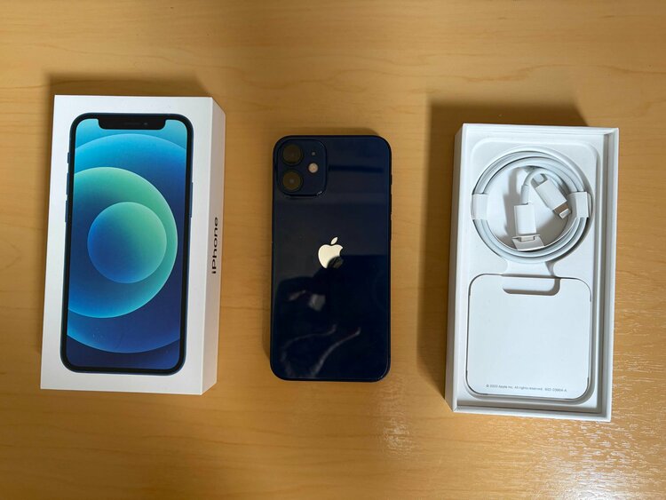 A2398　ブルー（スマホ）の商品画像 - 査定依頼日：2026年3月16日 - 最高査定価格：20,000円