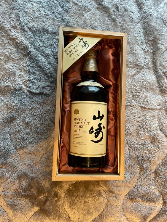 サントリー山崎12年（お酒）の商品画像 - 査定依頼日：2025年5月28日 - 最高査定価格：33,000円