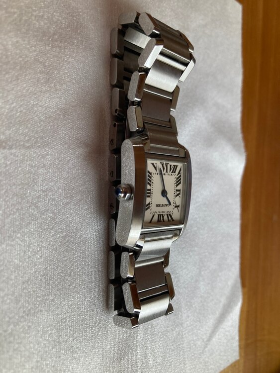 カルティエ タンク （高級時計）の商品画像 - 査定依頼日：2025年4月20日 - 最高査定価格：275,000円