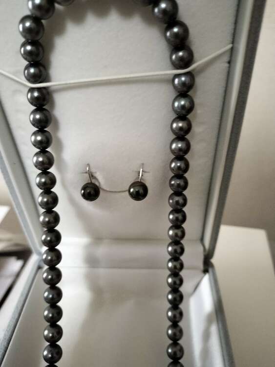 黒真珠のネックレス（宝石）の商品画像 - 査定依頼日：2024年3月8日 - 最高査定価格：40,000円