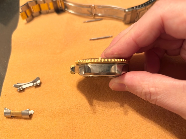 ロレックス サブマリーナー 1661（高級時計）の商品画像 - 査定依頼日：2025年11月26日 - 最高査定価格：2,300,000円