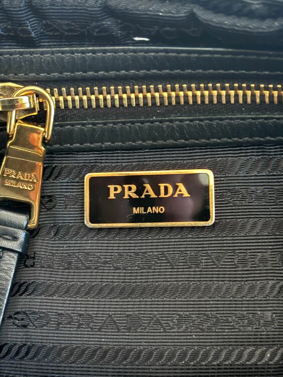 プラダ  （ブランドバッグ）の商品画像 - 査定依頼日：2025年8月30日 - 最高査定価格：95,000円