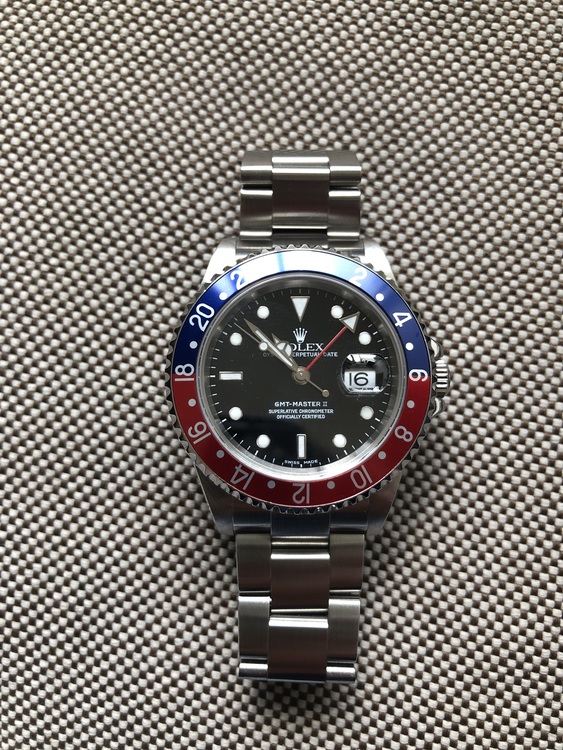 GMTマスター2（高級時計）の商品画像 - 査定依頼日：2022年3月16日 - 最高査定価格：1,230,000円