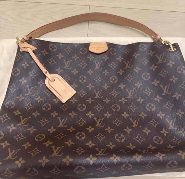 グレースフル（ブランドバッグ）の商品画像 - 査定依頼日：2025年9月6日 - 最高査定価格：200,000円