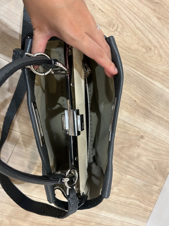 フェンディ  （ブランドバッグ）の商品画像 - 査定依頼日：2025年10月14日 - 最高査定価格：230,000円