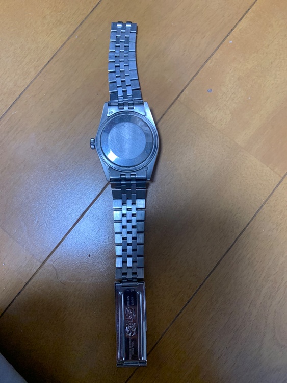 ロレックスOYSTERPERPETUAL DATEJUST（高級時計）の商品画像 - 査定依頼日：2026年1月23日 - 最高査定価格：750,000円