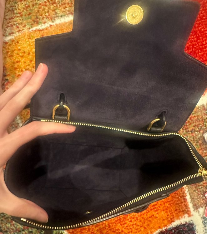 セリーヌ ナノベルトバッグ 2wayバッグ（ブランドバッグ）の商品画像 - 査定依頼日：2023年8月10日 - 最高査定価格：180,000円