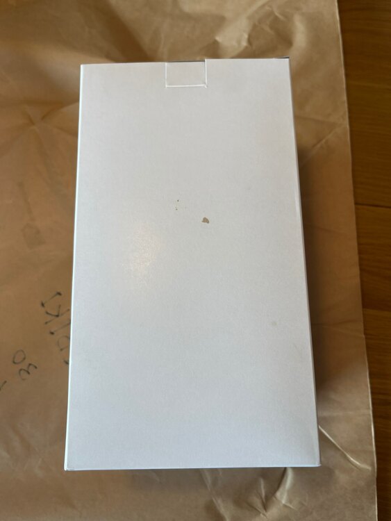 響30年（お酒）の商品画像 - 査定依頼日：2025年5月2日 - 最高査定価格：500,000円