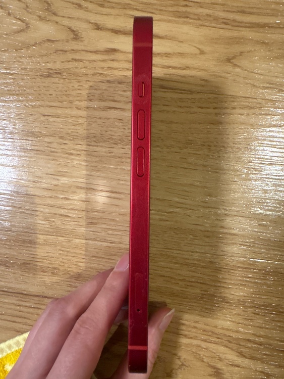 iPhone 13 128GB docomo（スマホ）の商品画像 - 査定依頼日：2026年1月22日 - 最高査定価格：33,000円