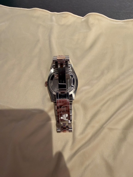 デイトジャスト 126231 [ローマン ジュビリーブレスレット スレート]（高級時計）の商品画像 - 査定依頼日：2025年10月22日 - 最高査定価格：2,450,000円