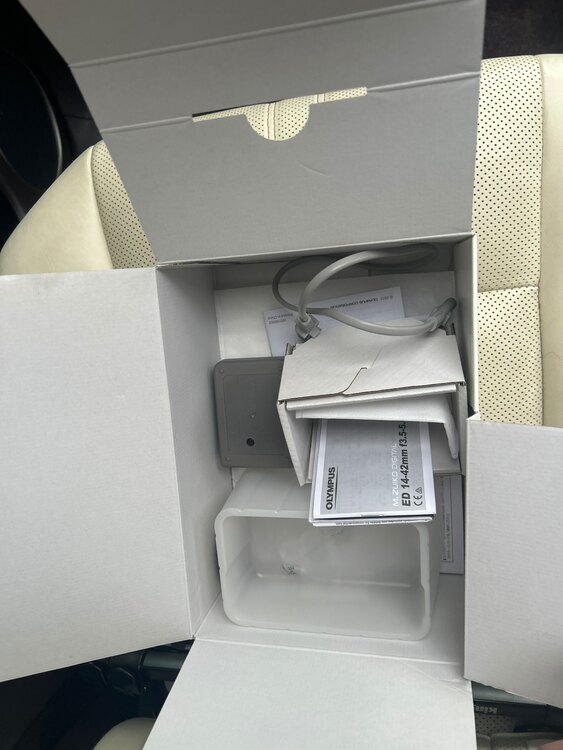 E-PL10（カメラ）の商品画像 - 査定依頼日：2025年3月15日 - 最高査定価格：54,000円