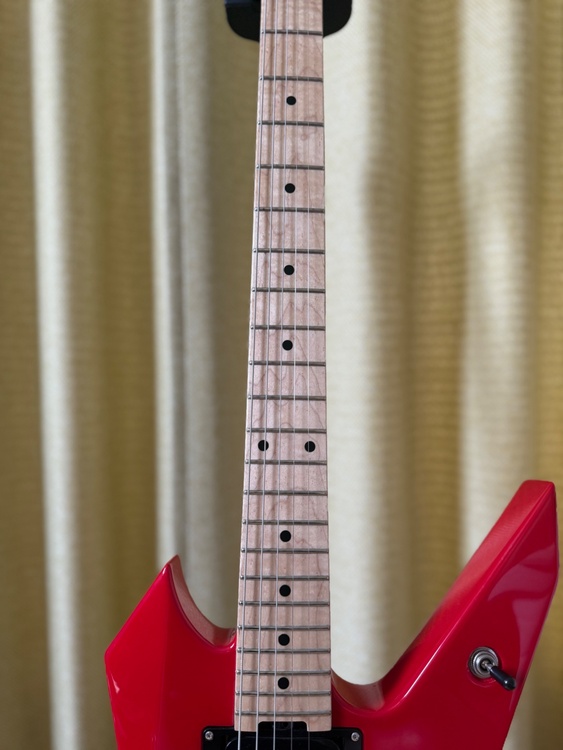 Killer KG-Exploder SE / Red（ピアノ・楽器・PA機材）の商品画像 - 査定依頼日：2026年7月26日 - 最高査定価格：55,000円