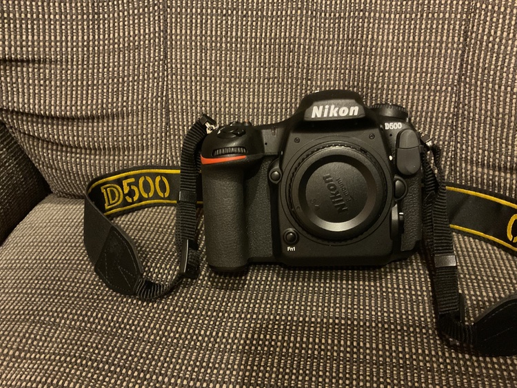 D500（カメラ）の商品画像 - 査定依頼日：2026年3月8日 - 最高査定価格：65,000円