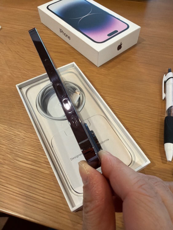 iPhone 14 Pro 128GB Softbank（スマホ）の商品画像 - 査定依頼日：2026年1月29日 - 最高査定価格：64,000円