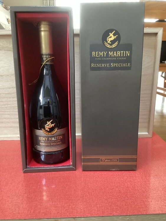 レミーマルタン・レゼルブスペシャル（お酒）の商品画像 - 査定依頼日：2026年4月15日 - 最高査定価格：6,000円