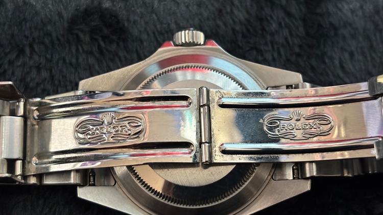 16610LV（高級時計）の商品画像 - 査定依頼日：2026年2月4日 - 最高査定価格：2,100,000円