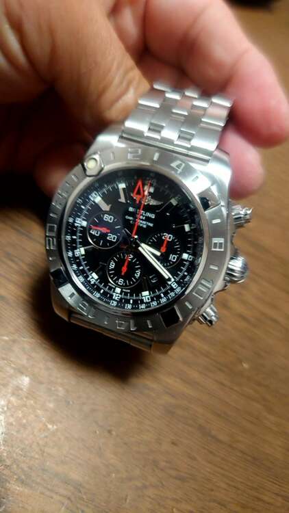 ブライトリング クロノマット （高級時計）の商品画像 - 査定依頼日：2025年3月19日 - 最高査定価格：350,000円