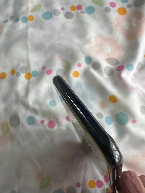 iPhoneXS Max 256GB docomo（スマホ）の商品画像 - 査定依頼日：2025年5月10日 - 最高査定価格：28,000円