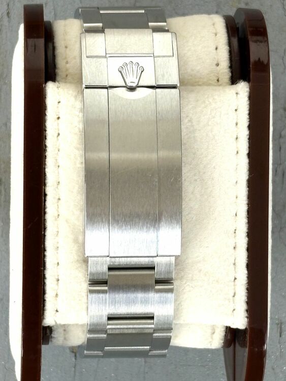 ロレックス シードゥエラー （高級時計）の商品画像 - 査定依頼日：2025年7月18日 - 最高査定価格：1,920,000円