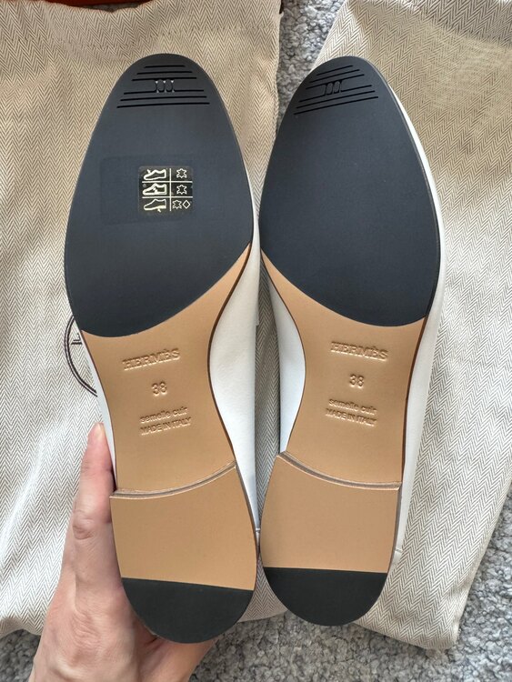 モカシンロワイヤル（ブランド財布・小物）の商品画像 - 査定依頼日：2025年5月10日 - 最高査定価格：25,000円