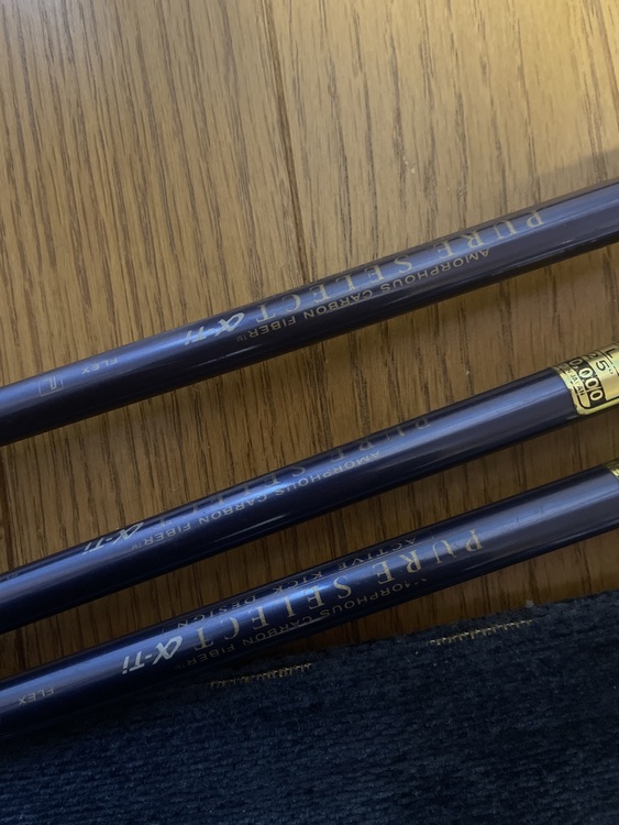 ゴルフクラブ三本（ゴルフ用品）の商品画像 - 査定依頼日：2021年12月8日