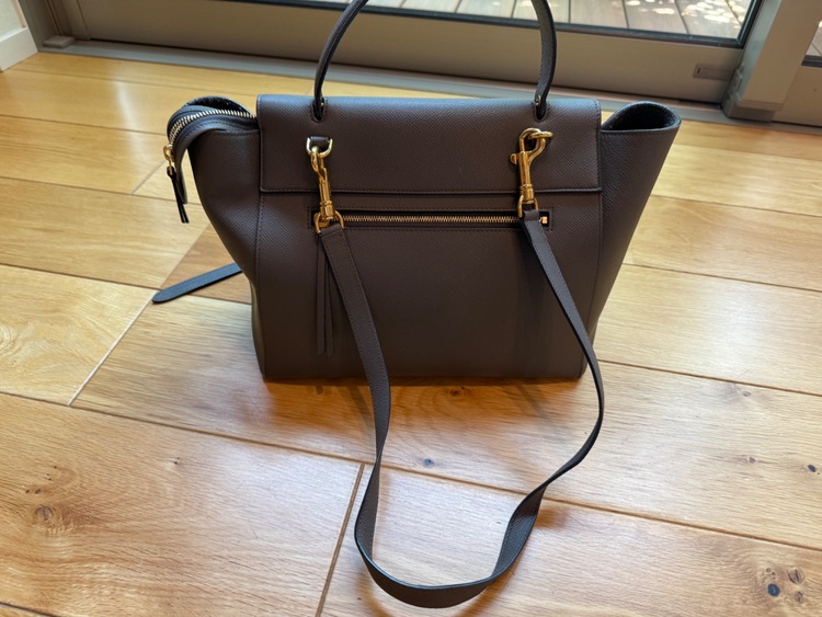 セリーヌバックベルト（ブランドバッグ）の商品画像 - 査定依頼日：2025年6月19日 - 最高査定価格：100,000円