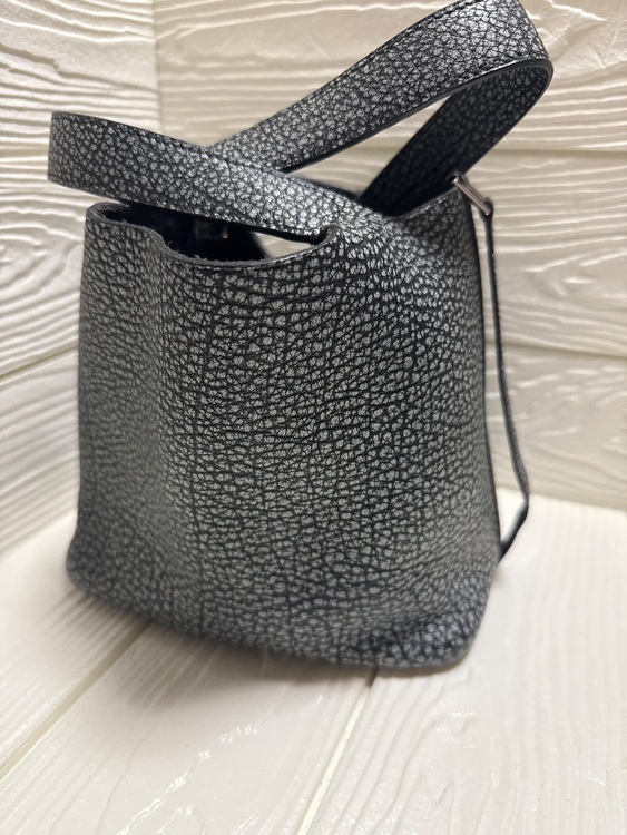 ダルメシアン（ブランドバッグ）の商品画像 - 査定依頼日：2025年10月30日 - 最高査定価格：390,000円