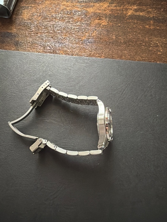 タグホイヤー その他 131（高級時計）の商品画像 - 査定依頼日：2026年2月7日 - 最高査定価格：41,000円