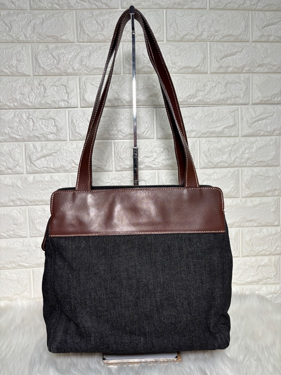 シャネル　デニム  トートバック（ブランドバッグ）の商品画像 - 査定依頼日：2025年10月30日