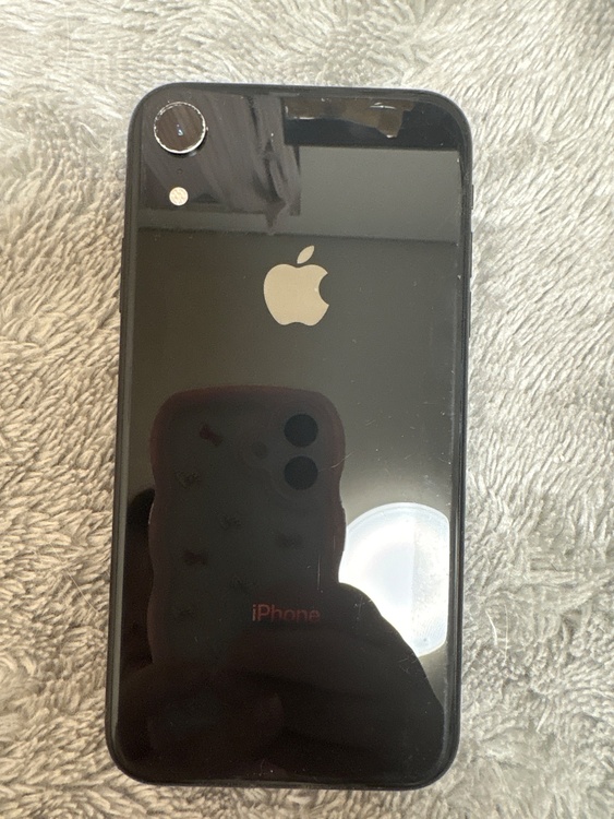 iPhoneXR 64GB SIMフリー（スマホ）の商品画像 - 査定依頼日：2026年5月13日 - 最高査定価格：15,000円