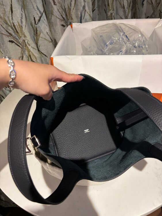 ピコタン ロック 22 MM /PICOTIN LOCK 22 CLEMENCE（ブランドバッグ）の商品画像 - 査定依頼日：2026年3月11日 - 最高査定価格：630,000円