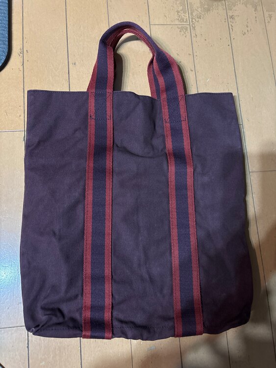 エルメス フールトゥ （ブランドバッグ）の商品画像 - 査定依頼日：2025年4月29日 - 最高査定価格：30,000円