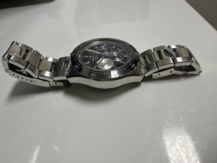 ゼニス エルプリメロ クロノマスタースポーツ（高級時計）の商品画像 - 査定依頼日：2025年10月3日 - 最高査定価格：780,000円