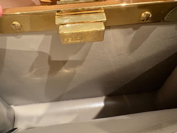 フェンディ  （ブランドバッグ）の商品画像 - 査定依頼日：2026年1月14日 - 最高査定価格：240,000円