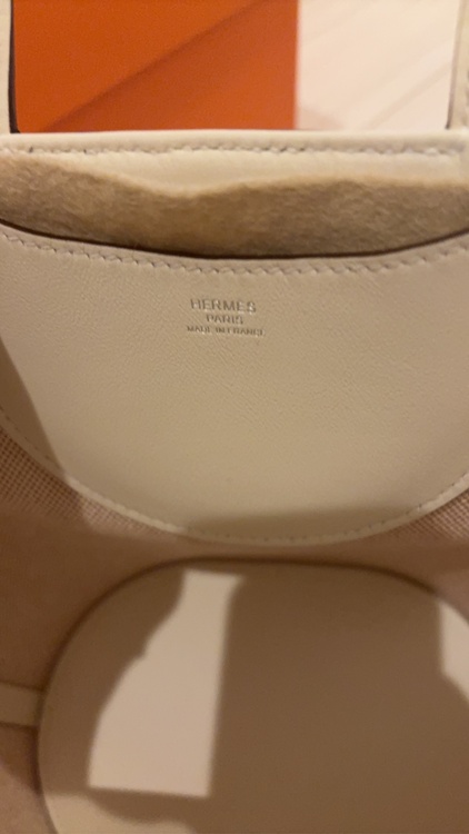 インザループ（ブランドバッグ）の商品画像 - 査定依頼日：2026年3月2日 - 最高査定価格：460,000円