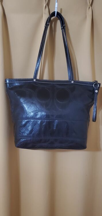 その他 コーチ （ブランドバッグ）の商品画像 - 査定依頼日：2025年11月13日 - 最高査定価格：3,000円