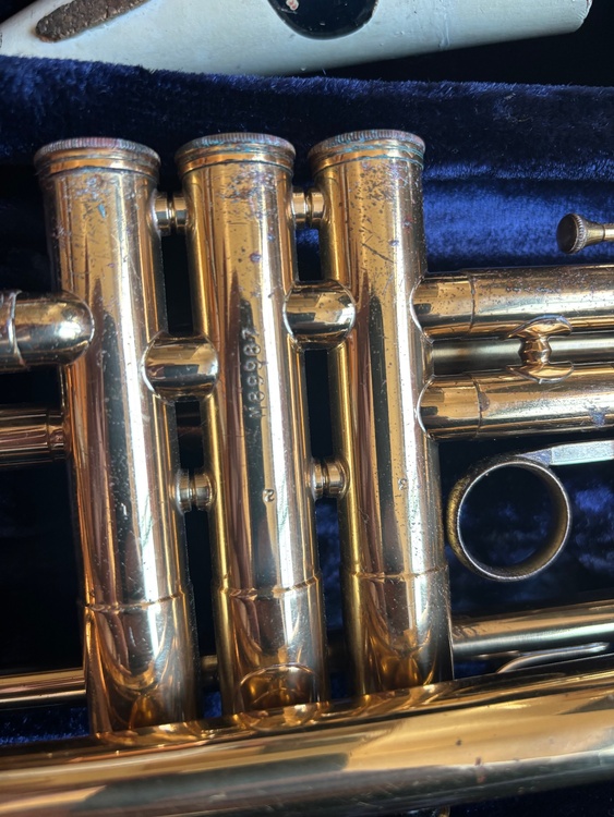B60（ピアノ・楽器・PA機材）の商品画像 - 査定依頼日：2026年9月23日 - 最高査定価格：100,000円