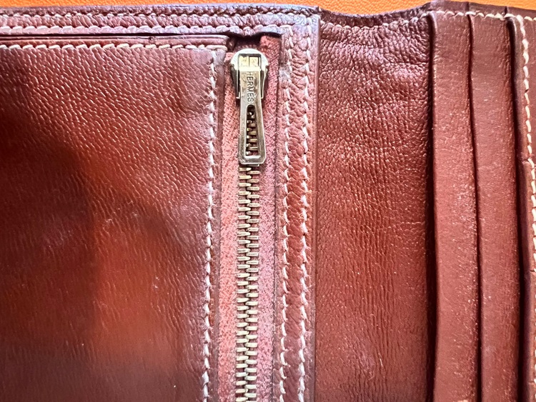 べアンクラシック（ブランド財布・小物）の商品画像 - 査定依頼日：2025年8月26日 - 最高査定価格：100,000円