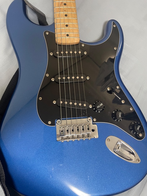  Affinity Stratocaster Lake Placid Blue（ピアノ・楽器・PA機材）の商品画像 - 査定依頼日：2026年2月6日 - 最高査定価格：5,000円