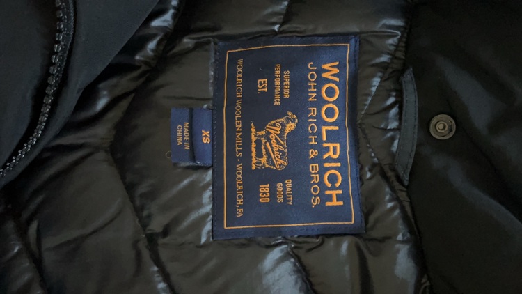 ウールリッチ（古着・ファッション）の商品画像 - 査定依頼日：2025年11月16日 - 最高査定価格：10,000円