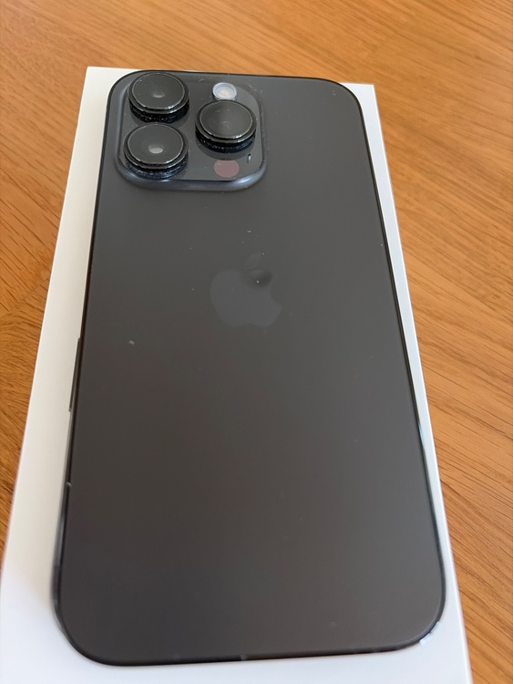 iPhone 14 Pro 128GB SIMフリー（スマホ）の商品画像 - 査定依頼日：2026年4月19日 - 最高査定価格：61,000円