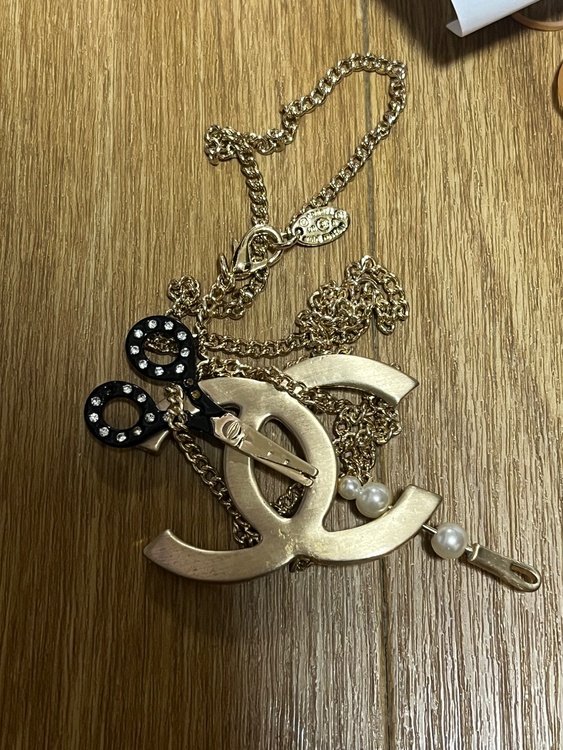 シャネル（CHANEL） 04A/05A等 シザー（ハサミ）モチーフ ココマーク パールチャーム ネックレス（金・貴金属）の商品画像 - 査定依頼日：2026年8月4日 - 最高査定価格：50,000円
