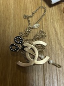 シャネル（CHANEL） 04A/05A等 シザー（ハサミ）モチーフ ココマーク パールチャーム ネックレス（金・貴金属）の商品画像 - 査定依頼日：2026年8月4日 - 最高査定価格：50,000円