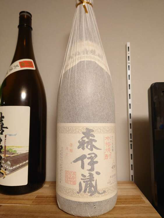 焼酎 森伊蔵 （お酒）の商品画像 - 査定依頼日：2025年5月30日 - 最高査定価格：11,000円