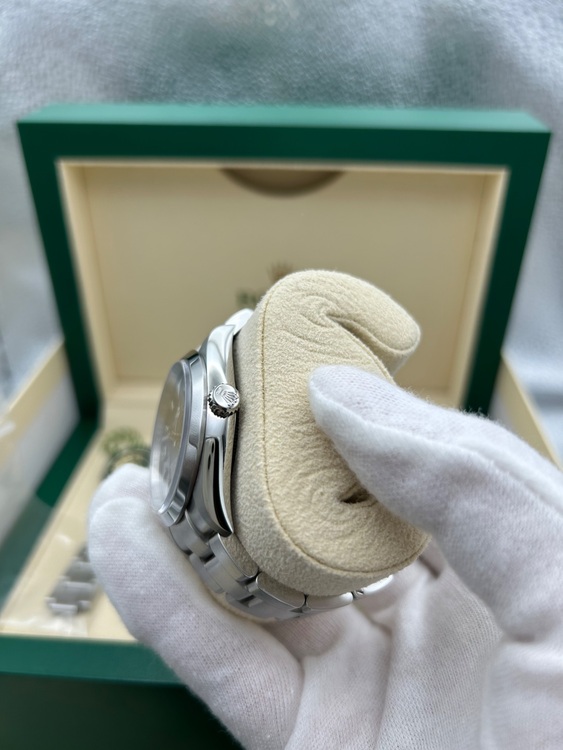 エクスプローラー36（高級時計）の商品画像 - 査定依頼日：2025年6月14日 - 最高査定価格：1,350,000円