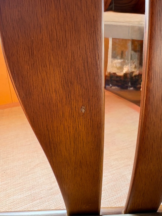 椅子　6脚（家具・寝具）の商品画像 - 査定依頼日：2026年2月13日 - 最高査定価格：10,000円